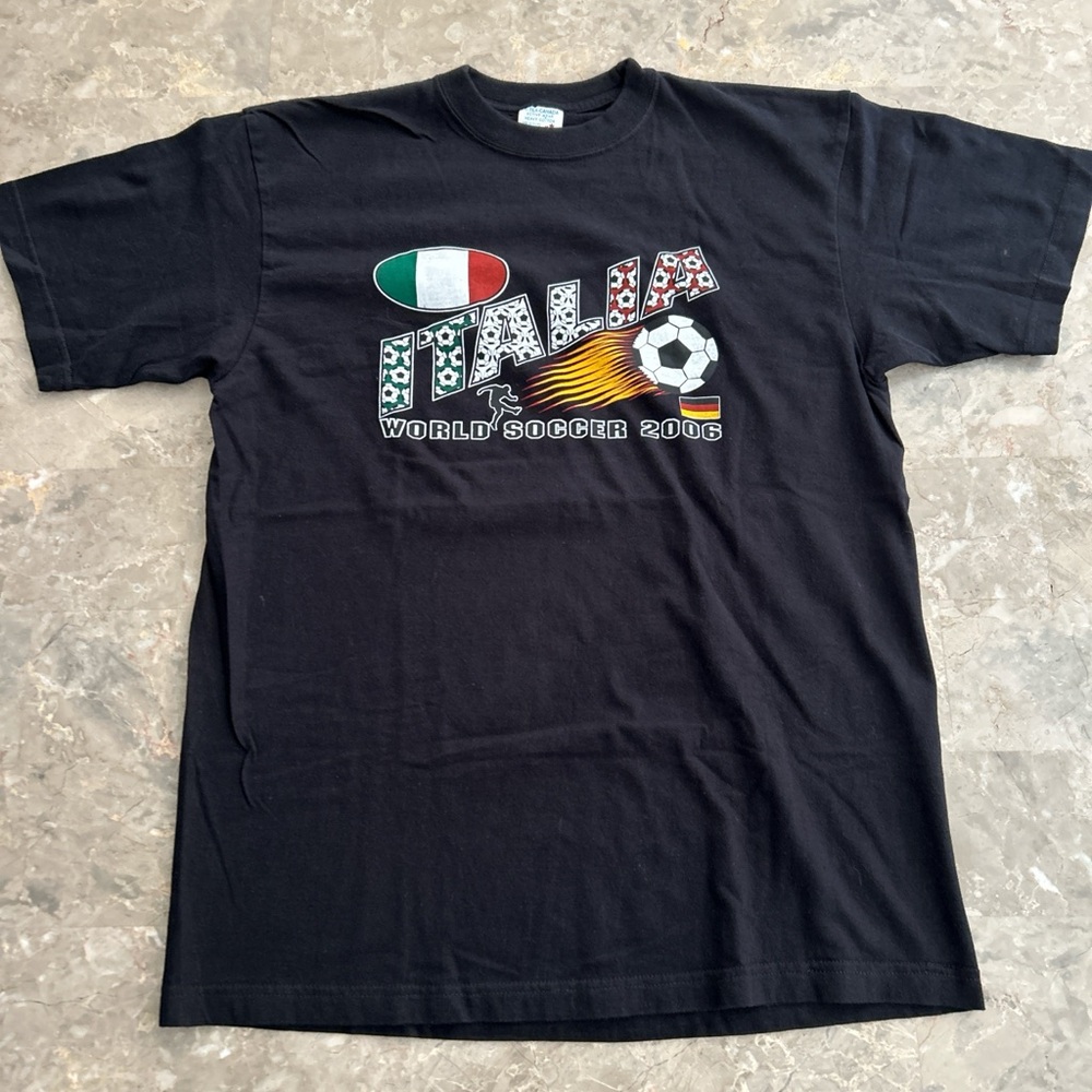 Vintage 2006 Italia World Soccer Tee Black L 20.5x28 Italy Soccer